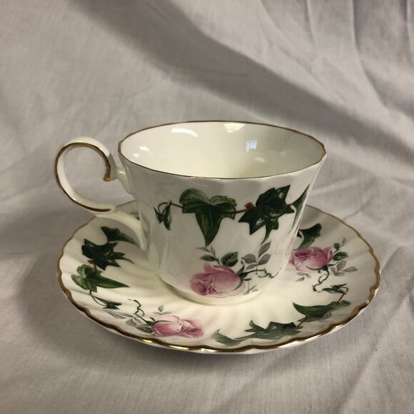 Allyn Nelson Fine Bone China England Cup & Saucer Sets Pink Roses & Ivy - Picture 4 of 14